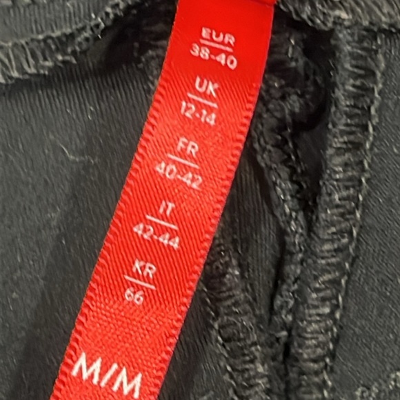 Spanx The Perfect Pant Ankle Back Seam Skinny Classic Black Size M - Picture 14 of 16